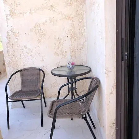 Cosy Near The Sea Apartment